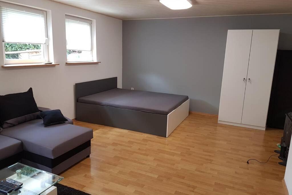 Schoene Wohnung In Karben - Rendel, Mit Freisitz Zewnętrze zdjęcie